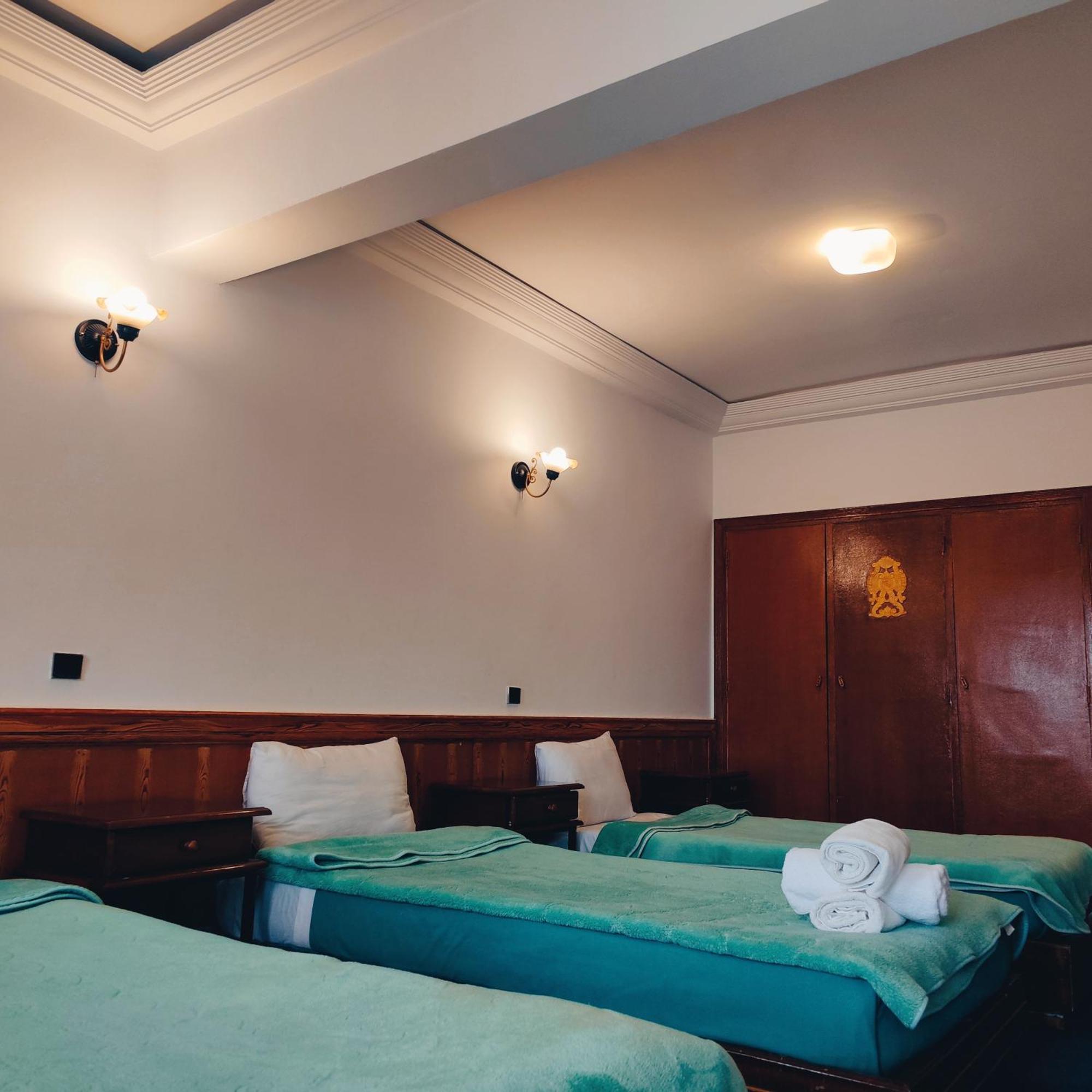 Hotel Amrouss Touristic Darmaroc à Azrou Chambre photo